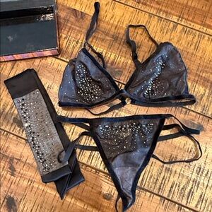 Victoria's Secret Pink Glitter & Shimmer Eyeshadow Palette